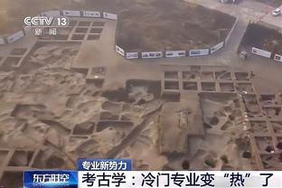 C罗全场数据：5射门2射正 错失1次进球机会 4对抗3成功 评分6.9